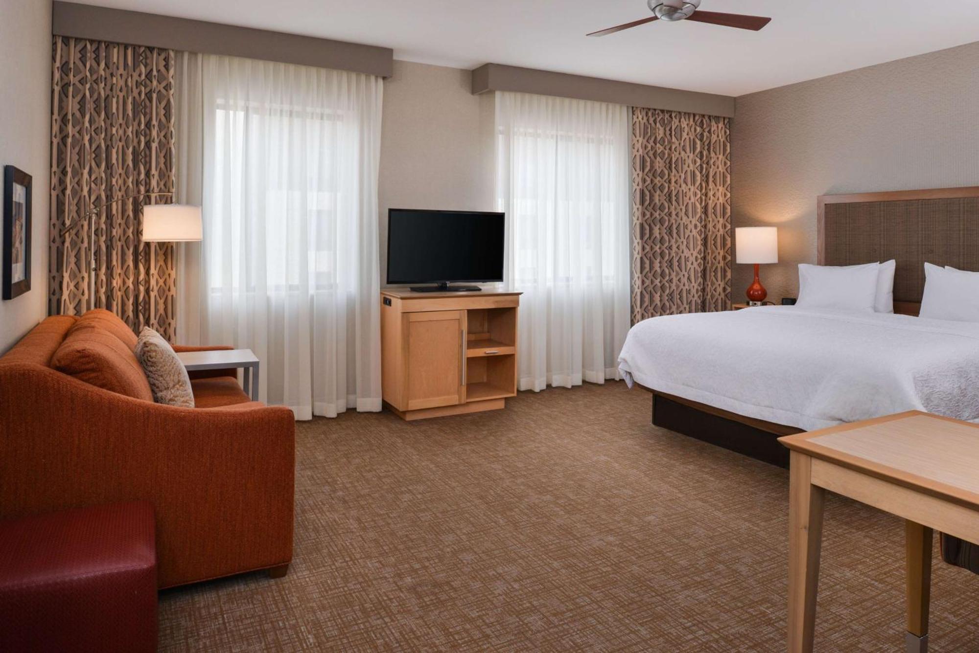 Hampton & Denver-speer Boulevard Hotel 3*
